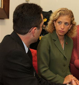 Joshua Lenchus FACP from ACPs Florida Chapter speaks with US Rep Debbie Wasserman Schultz D Fla 20th District as part of Leadership Day